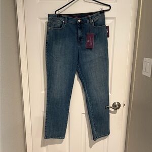 Gloria Vanderbilt Blue Ankle Cropped Jeans